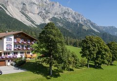 Sonnhofansicht Sommer