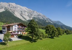 Sonnhofansicht Sommer